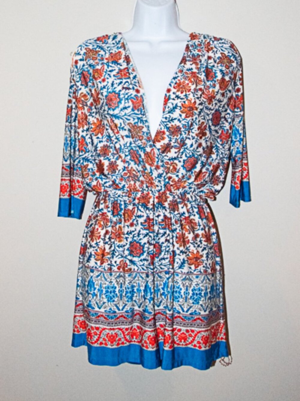 Luz Boho Floral romper Size Medium